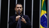 Cotado como candidato de Flávio Bolsonaro em Minas, Cleitinho sai em defesa de Michelle