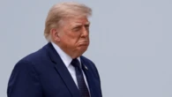 Trump diz que EUA estão prontos para reagir caso houthis bloqueiem Mar Vermelho