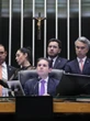 Após se unirem por blindagem, centrão e oposição miram urgência da anistia Letícia Casado - Colunista, Lucas Borges Teixeira e Felipe Pereira