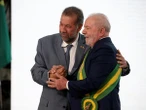 Sakamoto: Lula sabe que crise do INSS pode cair em seu colo em 2026