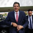 'Não foi o governo que deixou a mesa de negociação', diz Haddad sobre IOF