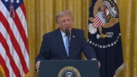 Dani Lima: Trump ergue barreira tarifária após não subir muro com o México