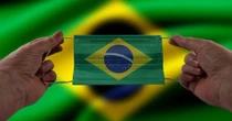 Brasileiros confiam mais em desconhecidos do que em políticos para se informar sobre a Covid-19