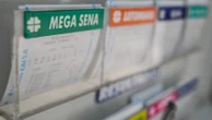 Mega-Sena: Quanto R$ 100 milhões rendem todo mês na poupança e no Tesouro
