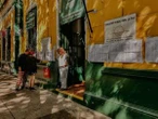 Em eleição crucial para Milei, Argentina se divide entre apatia e esperança Coluna de Amanda Cotrim