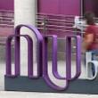 Ex-funcionários vencem Nubank na Justiça por foto oficial simulando nudez