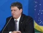 Para 58%, Tarcísio de Freitas deveria concorrer à reeleição em 2026, diz Datafolha