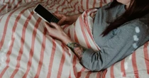 Não é só tempo de tela: veja como horário e tipo de uso das redes podem afetar bem-estar emocional