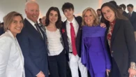 Biden publica foto com a família dias após diagnóstico de câncer agressivo