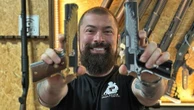 Proibido mundo afora: deputado quer permitir porte de armas em voos Alexandre Saconi