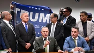 Bolsonaristas pedem para esconder Trump porque traição ao Brasil pegou mal Leonardo Sakamoto