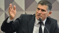 Polarização entre Lula e Bolsonaro 'não interessa ao país', diz Santos Cruz
