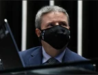 "O problema é que na terceira via, as pessoas têm de ter altruísmo", diz senador Antonio Anastasia