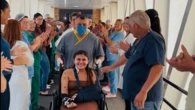 Jovem que teve mão decepada recebe alta e se emociona em hospital no CE Carlos Madeiro