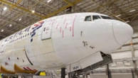 Latam adesiva avião com 'pele de tubarão' para baratear voo. Como funciona? Alexandre Saconi