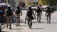 Haiti vive mais uma onda de violência e EUA fecha embaixada após troca de tiros