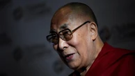 Dalai Lama completa 90 anos e tibetanos enfrentam incerteza sobre sua eventual sucessão