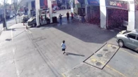 'Sem reação', diz mãe de menino que fugiu da escola para ir à sorveteria