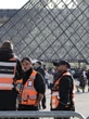Louvre: criminosos deixam mais de 150 amostras de DNA e impressões digitais