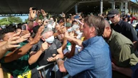 Bolsonaro não responde a multa por aglomeração e falta de máscara no MA