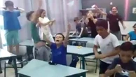 Crianças celebram fim do uso de máscaras em escola de Israel; veja