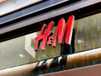 Prevendo abrir 4 lojas no Brasil em 2025, H&M já movimenta mercado da moda