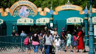 Polícia investiga evento de casamento com criança de 9 anos na Euro Disney