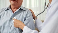 96% dos brasileiros aprovam exame para médicos obterem CRM, diz pesquisa