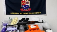 PM encontra fuzil AK-47 escondido em prédio em Paraisópolis