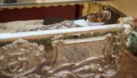 Corpo de santa é exibido 400 anos após morte: 'Perfeitamente preservado'