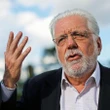 Fora de si, Wagner mostra como é inusitado o que tem por dentro Josias de Souza