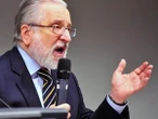 Bolsonaro e sua família são traidores da pátria, diz ex-embaixador