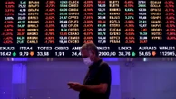 Dólar cai a R$ 4,905 e chega ao menor valor em mais de um ano; Bolsa sobe
