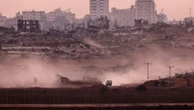 Israel mata quase cem em Gaza e mira a Cisjordânia