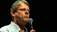 Rui Falcão acusa Tarcísio de obstruir Justiça e pede retenção de passaporte