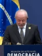 No Chile, Lula fala em ofensiva antidemocrática e prega regulamentar redes