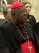 Cardeal que mudou data de nascimento diz ter sido 'excluído' do conclave