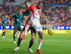 Necaxa 'electrocuta' a Chivas con gol de Diber Cambindo