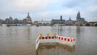 Elbe-Pegel in Dresden stagniert seit Mitternacht - fallende Wasserstände ab Donnerstagabend