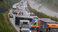 Lkw kippt auf A4 bei Glauchau um - Autobahn in Richtung Dresden voll gesperrt