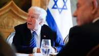 Trump kap Demokrate, sê vir Netanyahu hy sal vrede bewerkstellig