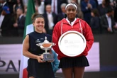 Gauff hoop om titeldroogte op Roland Garros te verbreek