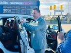 Herlaaistasies vir e-motors kom dalk by Tuinroete-toerismeplekke