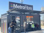 Jaar ná OBK-lening van R725 m. is MetroFibre se swart vennoot in sakeredding