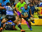 Phiwe loof Bulle nadat hulle Moederstad op horings neem