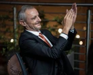 Poppe dans: Liebenberg-likwidateurs eis R215 m. van AE Switch