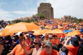 Afrikaanse mense voel veilig, geborge by Voortrekkermonument – Solidariteit