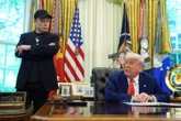 Musk blaas in Trump se nek wat gewildheid betref, wys peiling