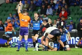 White lei 6 Wallabies in Force-span, Leeus maak rits veranderinge