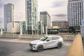 Mazda brei sy CX-60 uit na drie modelle